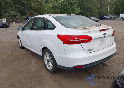 2015 Ford Focus Se z USA, uszkodzony, nr VIN 1FADP3F24FL350543